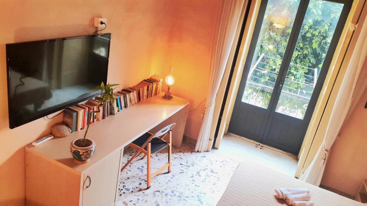 Bed and Breakfast Bed And Books Isabella Catania Exterior foto